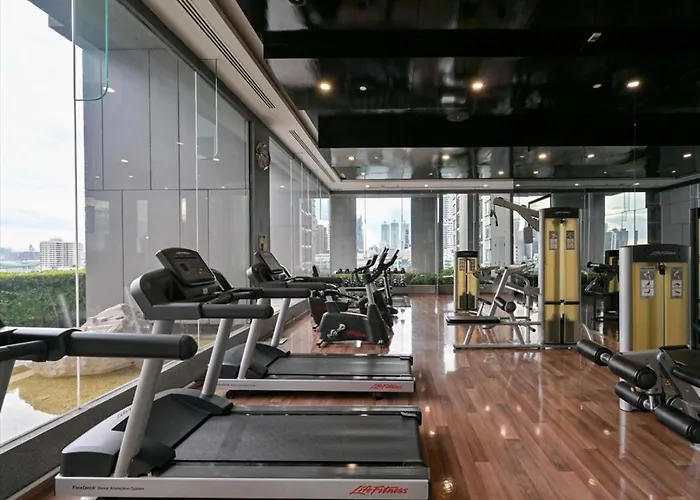 아파트 Thonglor Bts Prime Pool Gym Netflix